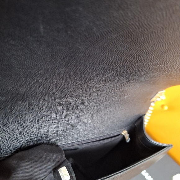 Chanel Large Black Boy Bag in Caviar Leather - Picture 9 of 12